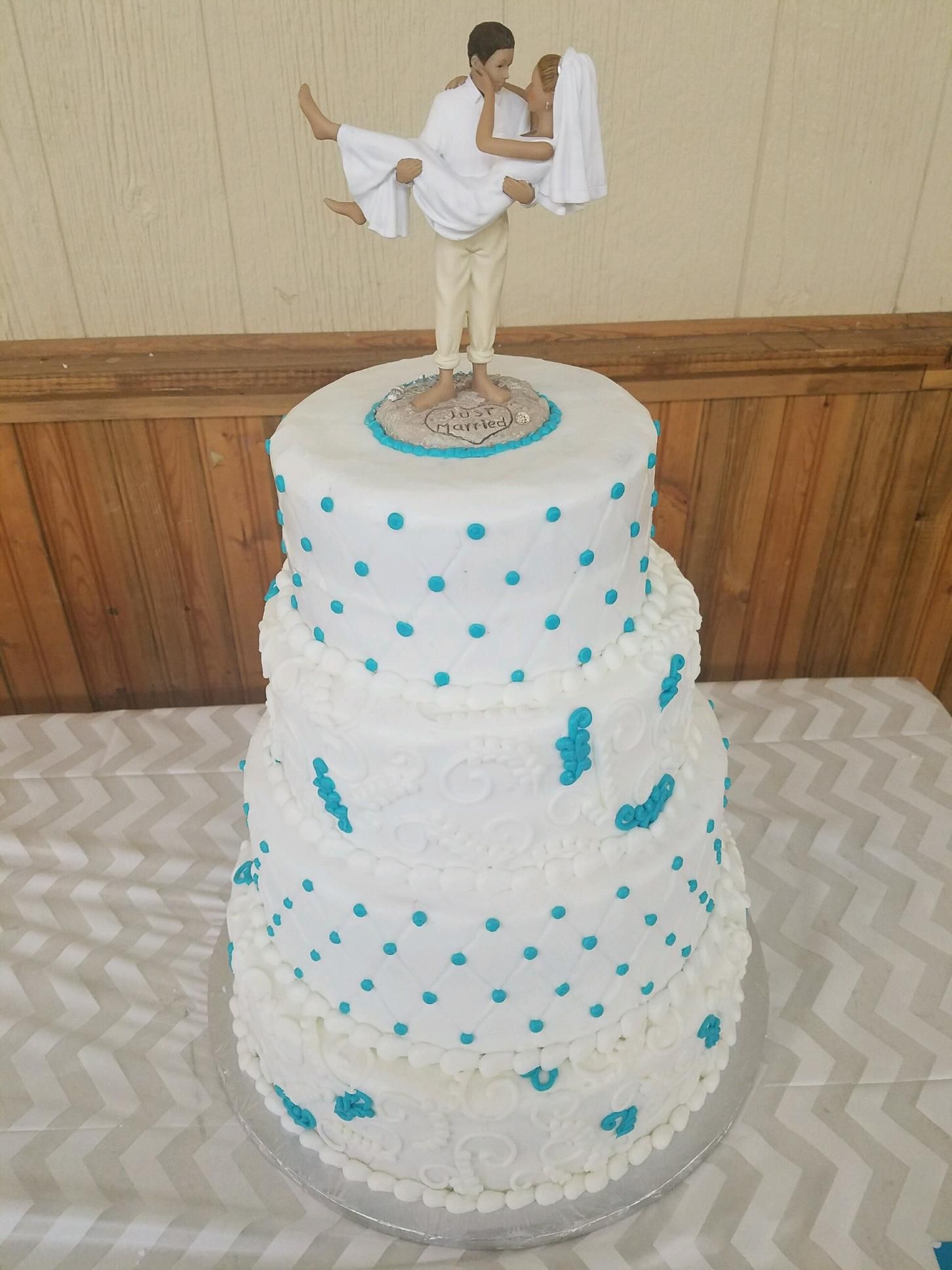 Wedding Cakes San Angelo, TX Halfmann's Cake Cottage