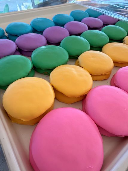 baked cookies