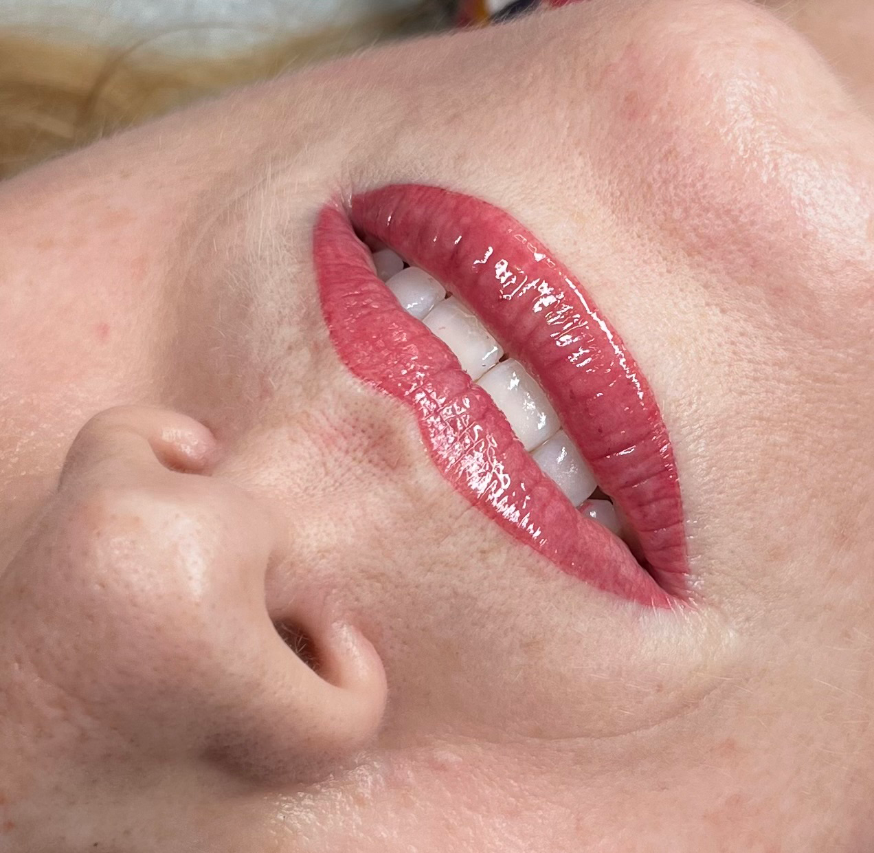 Permanent makeup lips