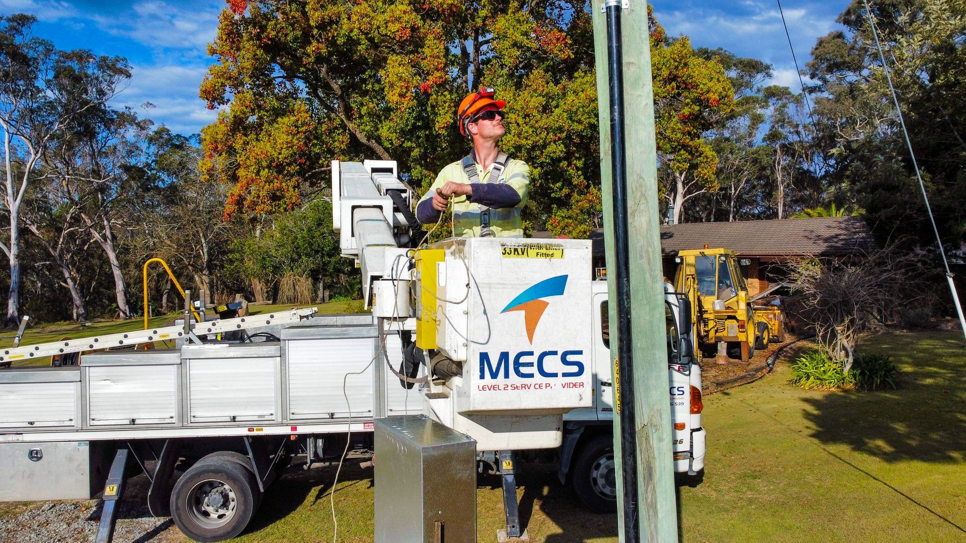 Level 2 Accredited Services — Wyong, Nsw — Mcphan Cranes & Transport