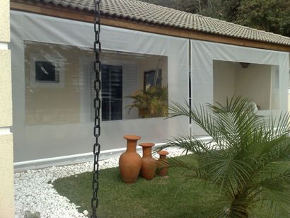 Promoção Toldo Rolô Retrátil O toldo rolô retrátil é a escolha ideal para quem busca proteção solar, praticidade e um visual moderno para áreas externas. Com sistema de recolhimento eficiente, permite controlar a entrada de luz e a proteção do ambiente conforme a necessidade. Ideal para varandas, sacadas, áreas gourmet e comércios, a DecorPrime oferece modelos sob medida, com excelente durabilidade, opções motorizadas e instalação profissional em São Paulo.