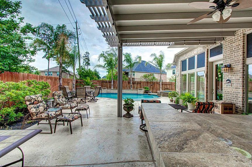 Patio Builders in Hollywood Park