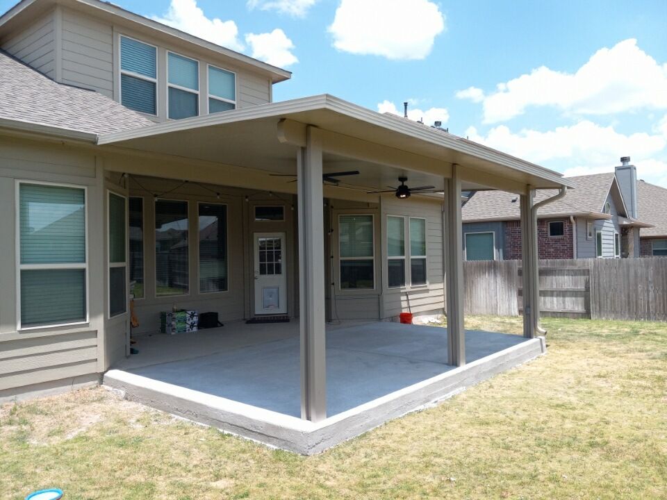 Aluminum patio cover with lattice edge detail in Hays County