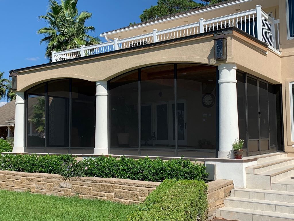 screened in patio in San Antonio Texas