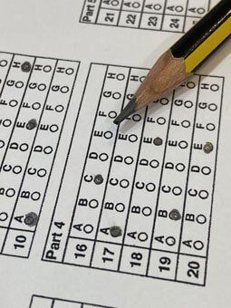 Simulacros de examenes oficiales de Cambridge B1, B2 y C1 . Preparación B1 B2 C1 Chiclana.