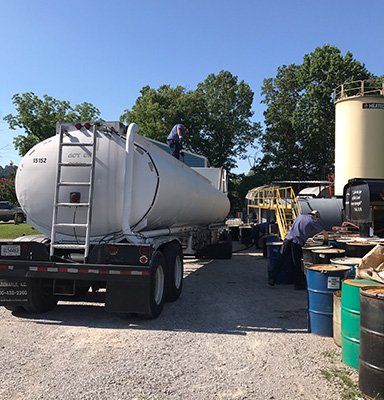 Tank Truck Transferring Oil — Chattanooga, TN — Goins Waste Oil Company Inc