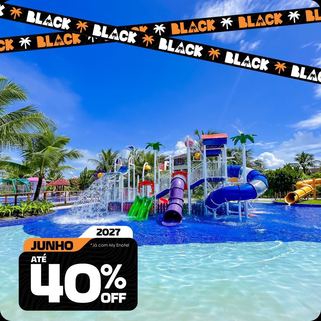 Vista deslumbrante da piscina do resort Enotel de águas cristalinas, cercada por altos coqueiros e quiosques de palha sob um céu azul. A imagem apresenta o selo da promoção My Black com até 40% de desconto para reservas em agosto de 2027.