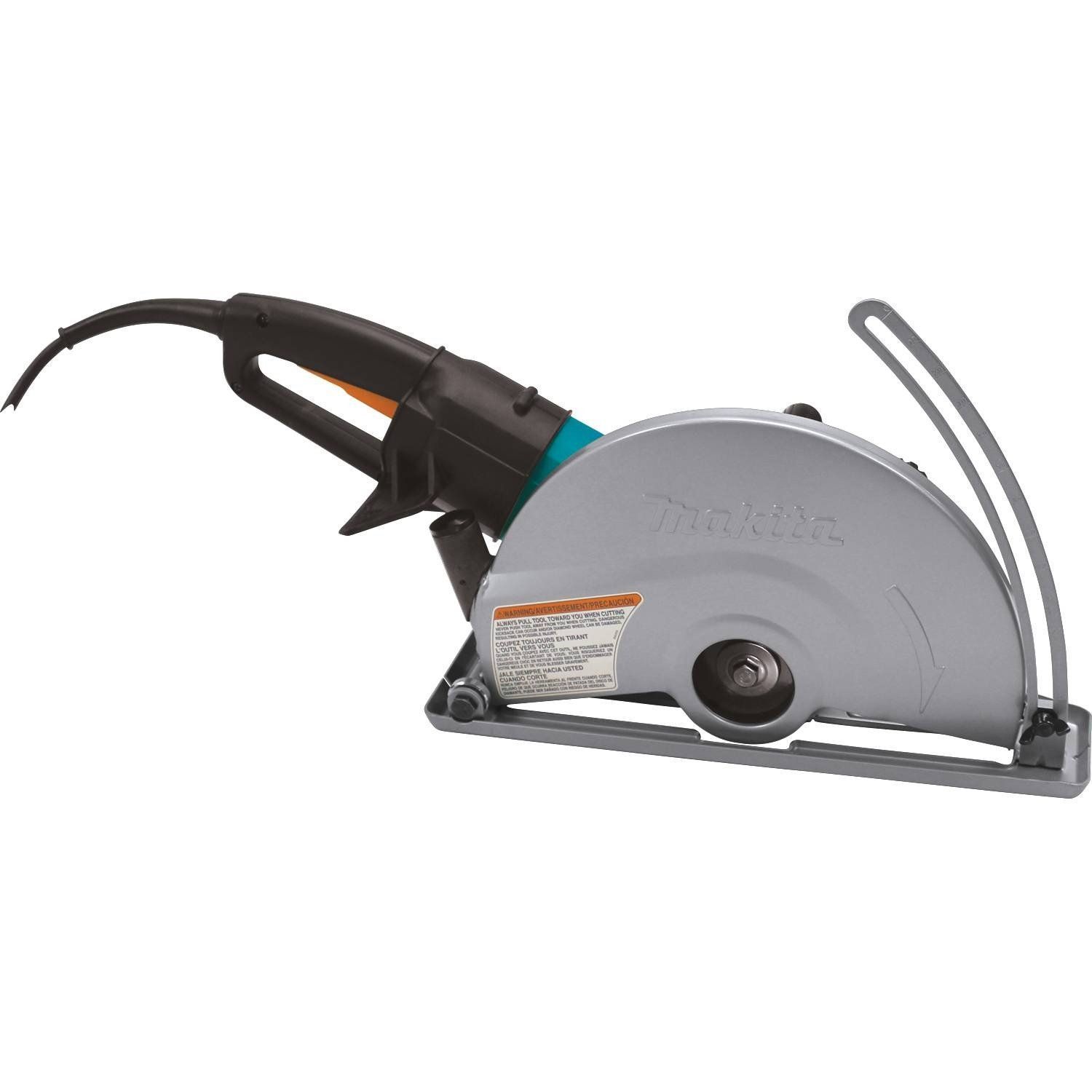 A makita circular saw is shown on a white background.