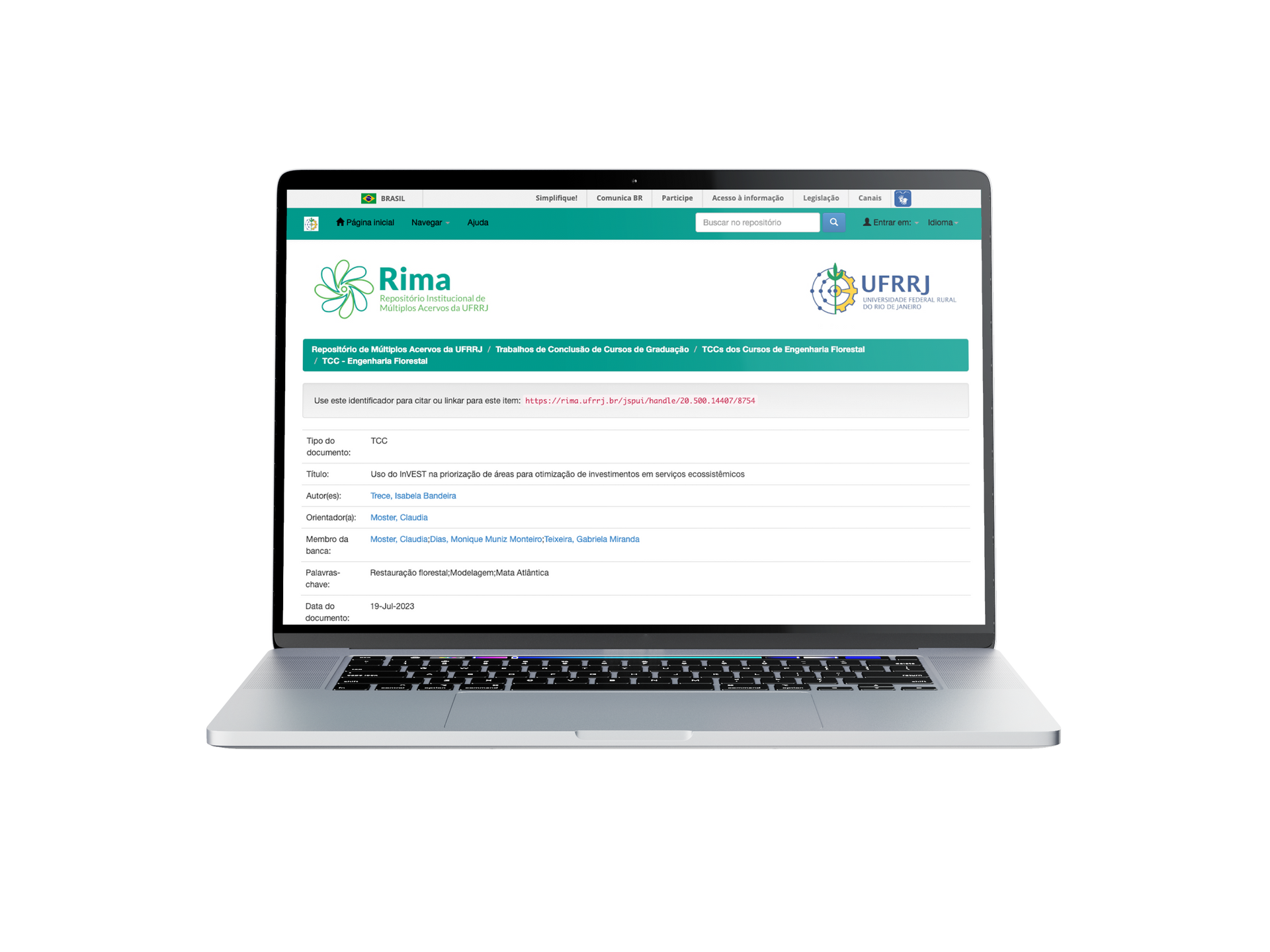 Laptop exibindo o site da Rina com informações. O site tem um esquema de cores verde e branco.