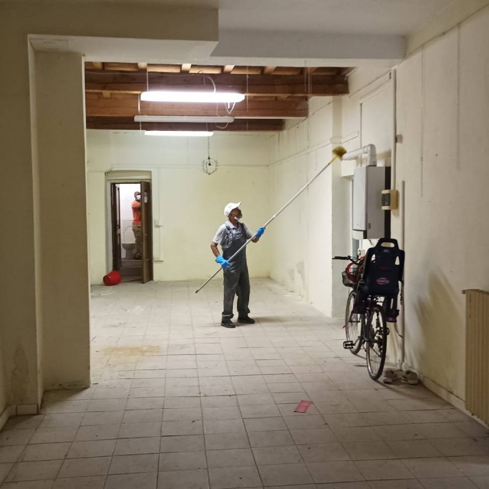 pulizia pareti interne