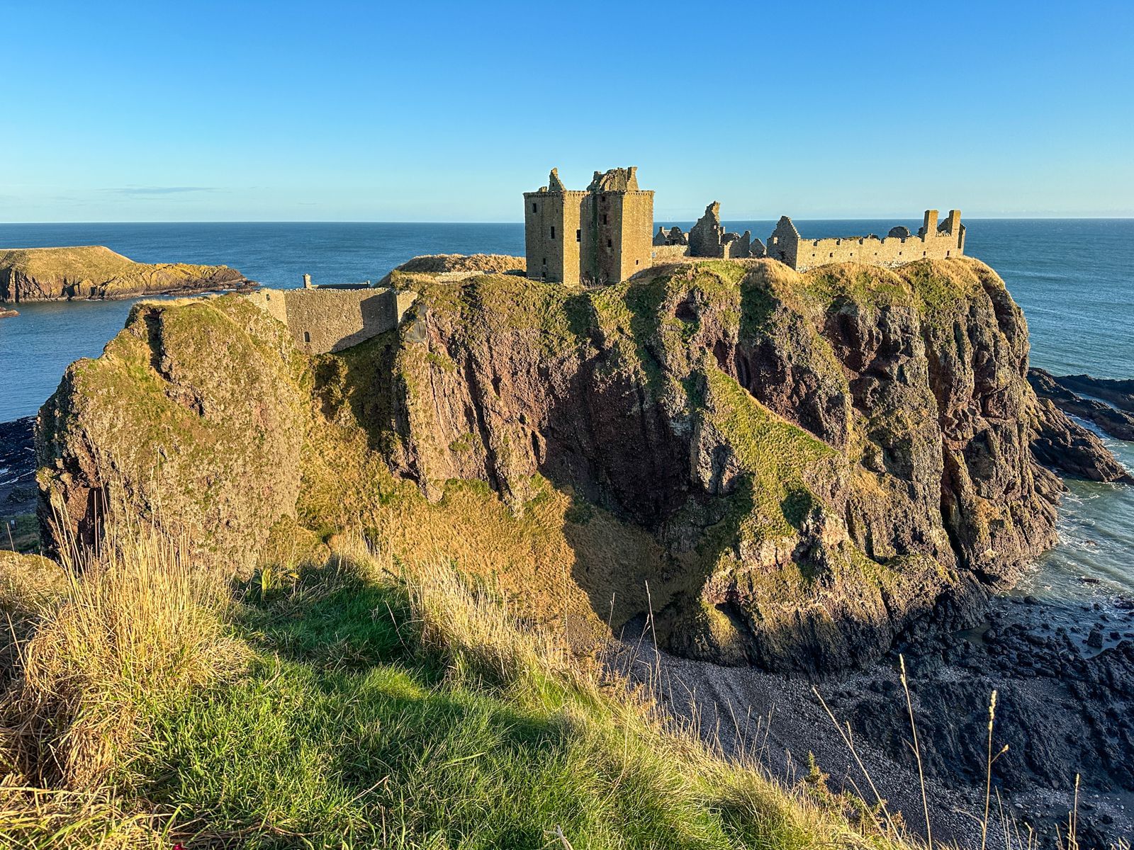 Visit Scotland and take a private guided tour to Dunnottar Castle