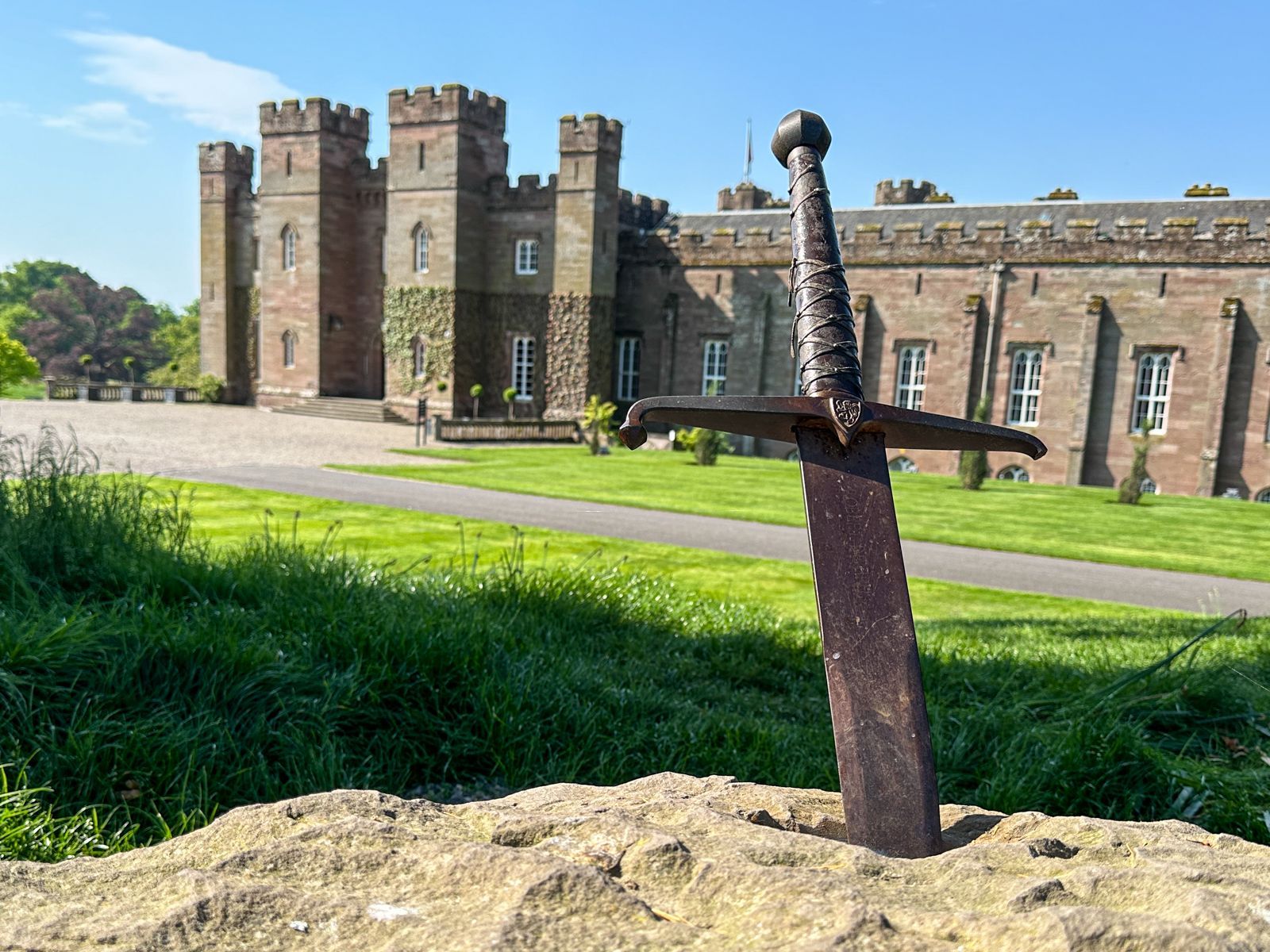 Visit Scotland and take a private guided tour to Scone Palace