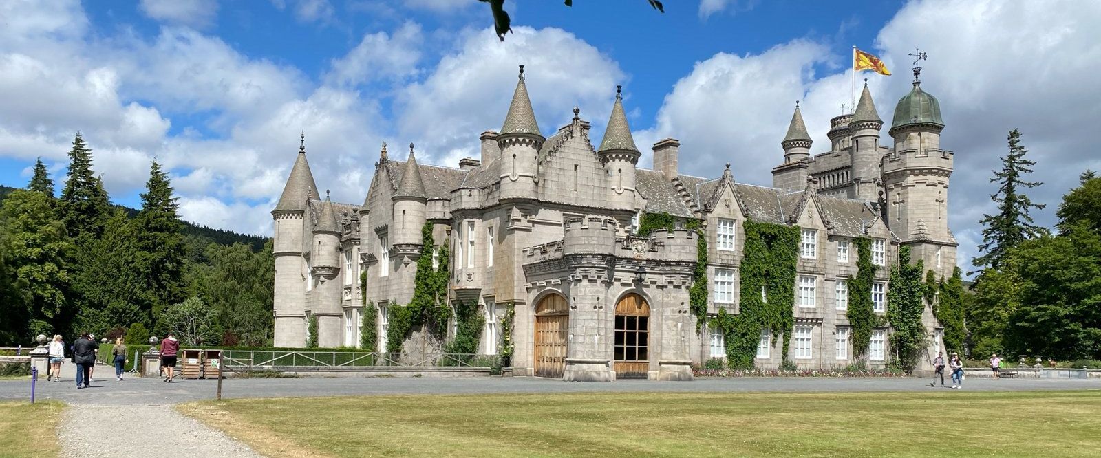 Balmoral Castle tour with with Time Exposure Travel