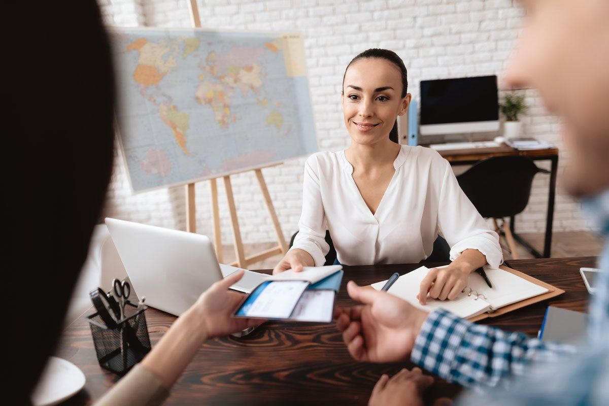 Consultoria para viagens corporativas com a 4U Viagens Consultoria para viagens corporativas com a 4U Viagens