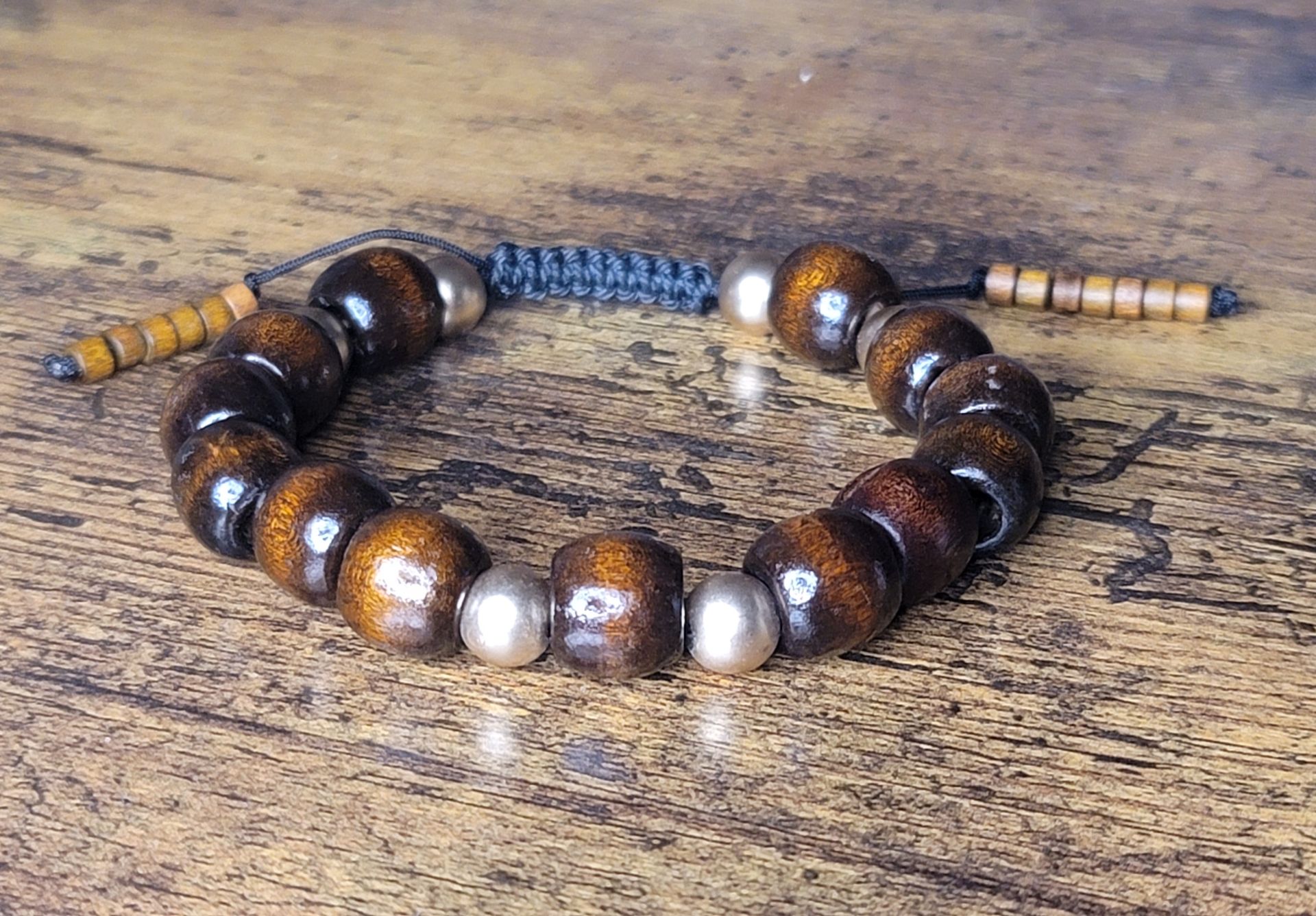 Men’s Wood & Gold Hematite Adjustable Bracelet – Bold, Natural, & Stylish