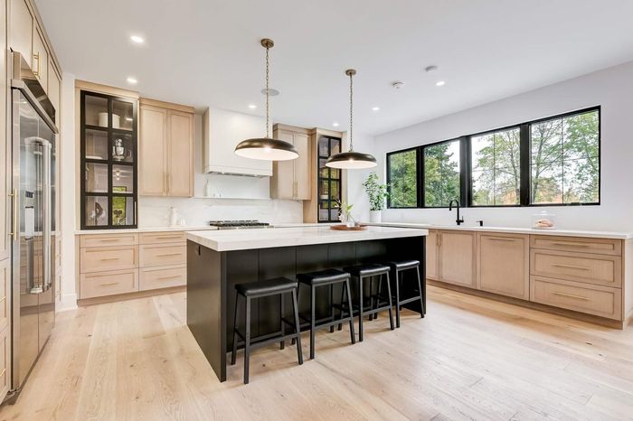 A Kitchen with A Large Island