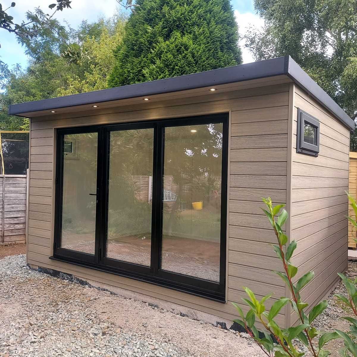 UK garden building 2