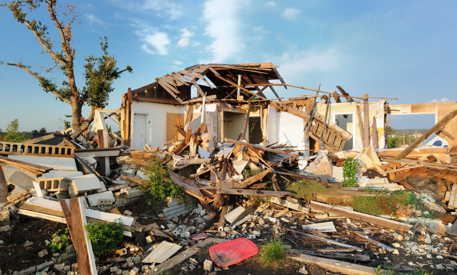 The house fully damage