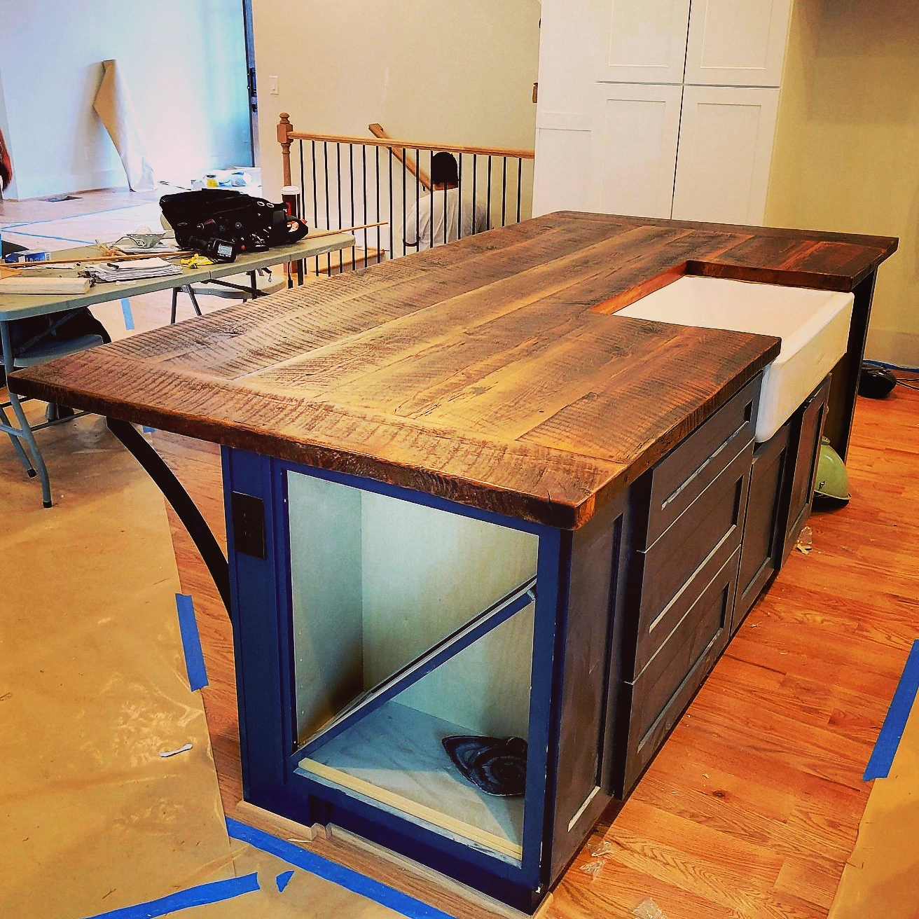 reclaimed heart pine countertop