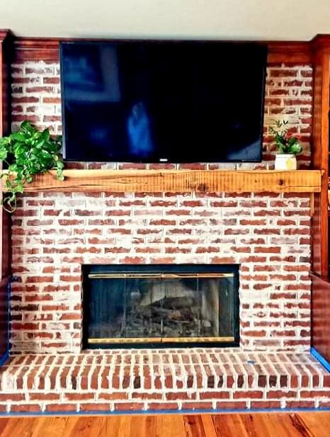 reclaimed wood  mantel