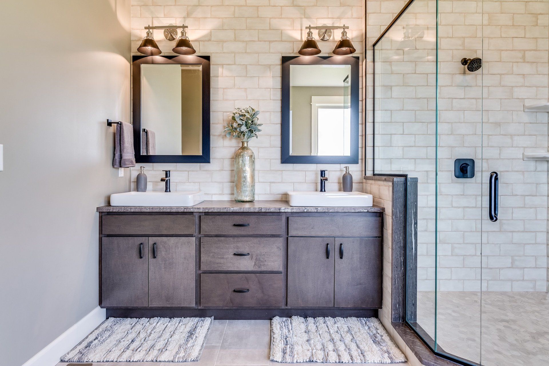 Modern bathroom