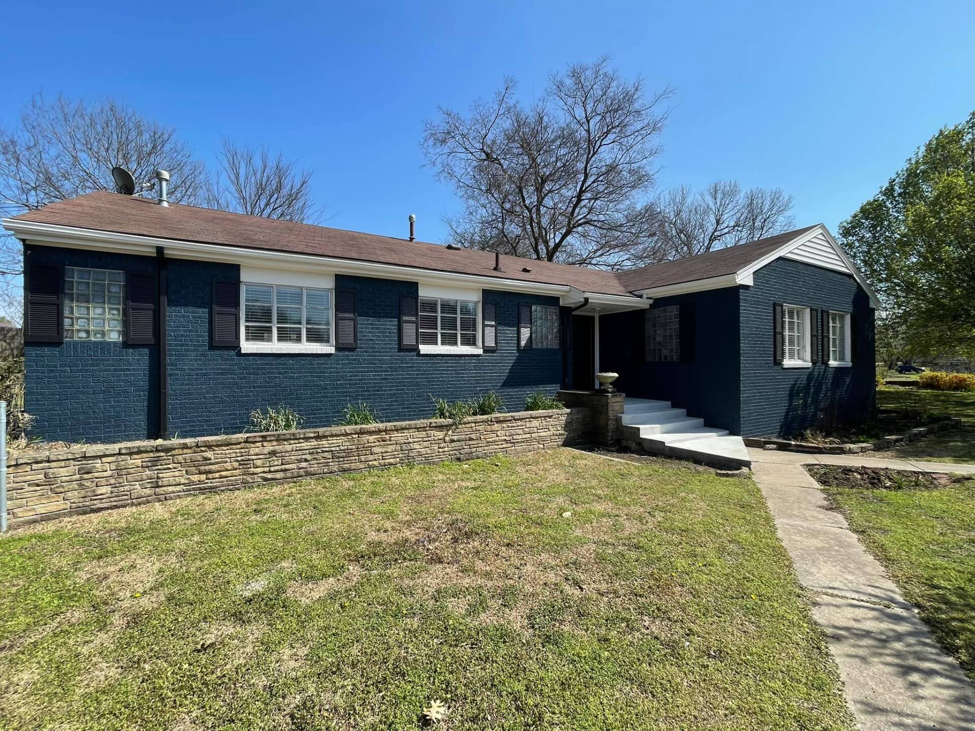 New paint on house