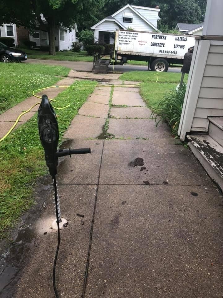 Sidewalk and Grass — Rockford, IL — Northern Illinois Concrete Lifting