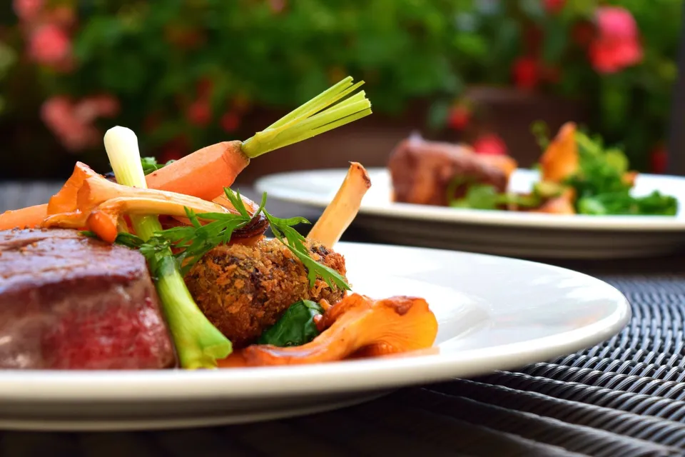 Grilled Pepper Lamb with Roast Vegies