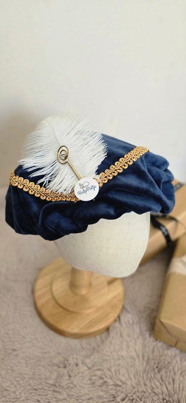 Luxe pietenmuts (met naam) | blauw productfoto