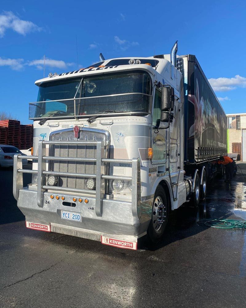 Reliable Refrigerated Truck Transport Service — Joe Camilleri Transport in Fyshwick, ACT