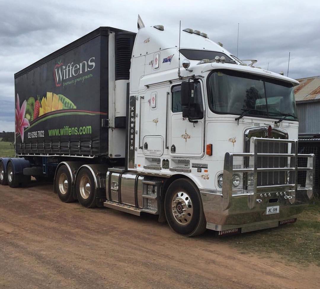 Local Delivery Experts at Your Service — Joe Camilleri Transport in Fyshwick, ACT