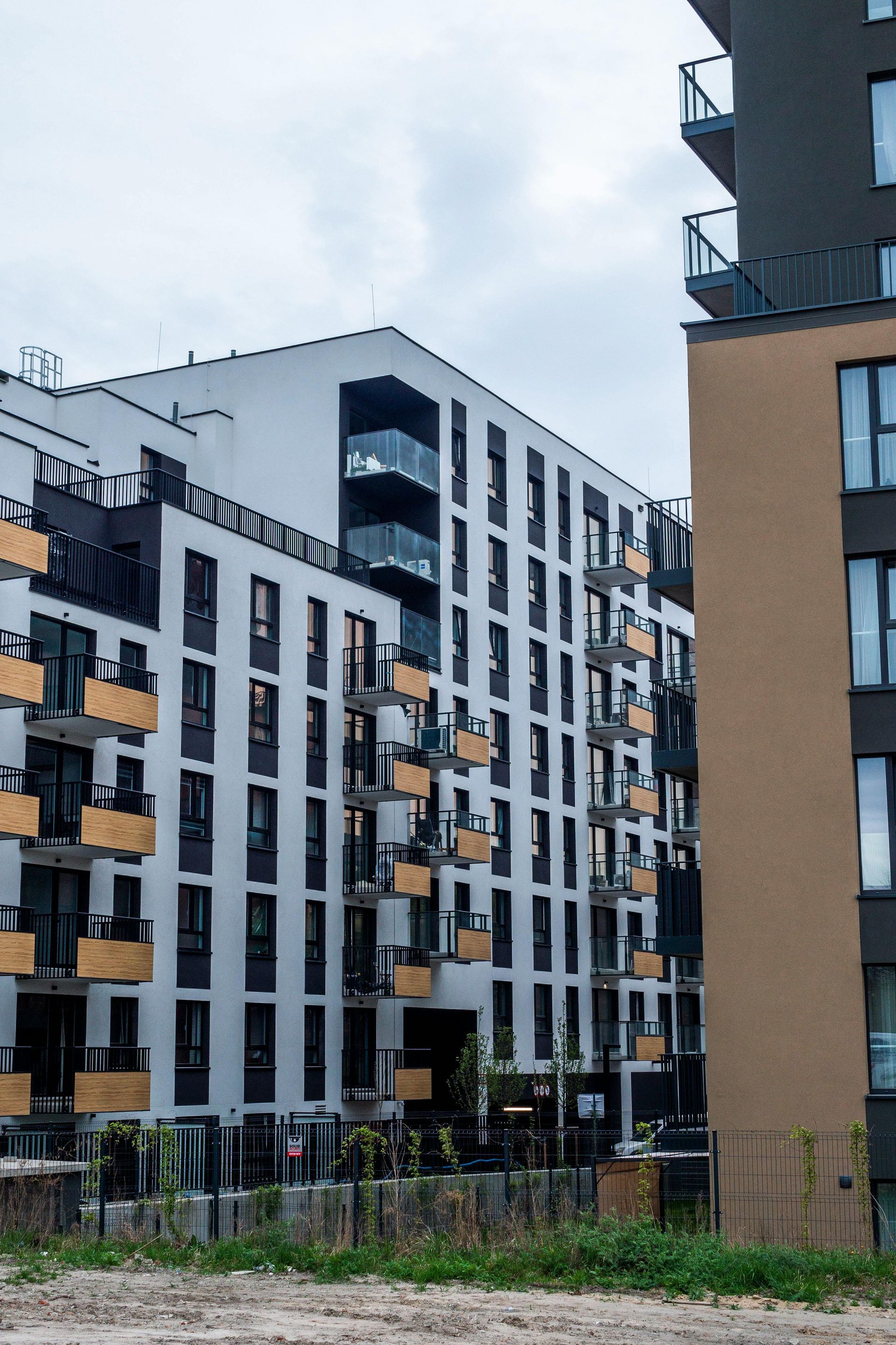 Multi-family real estate development cleared of potential easement disputes and boundary survey errors.
