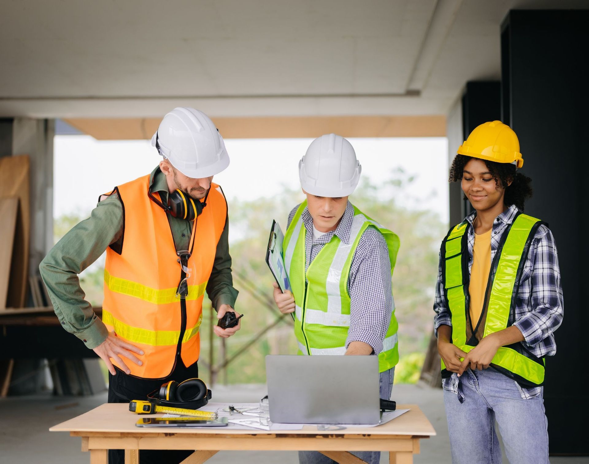 Why New York Contractors Need Both General Liability and Builders Risk Insurance