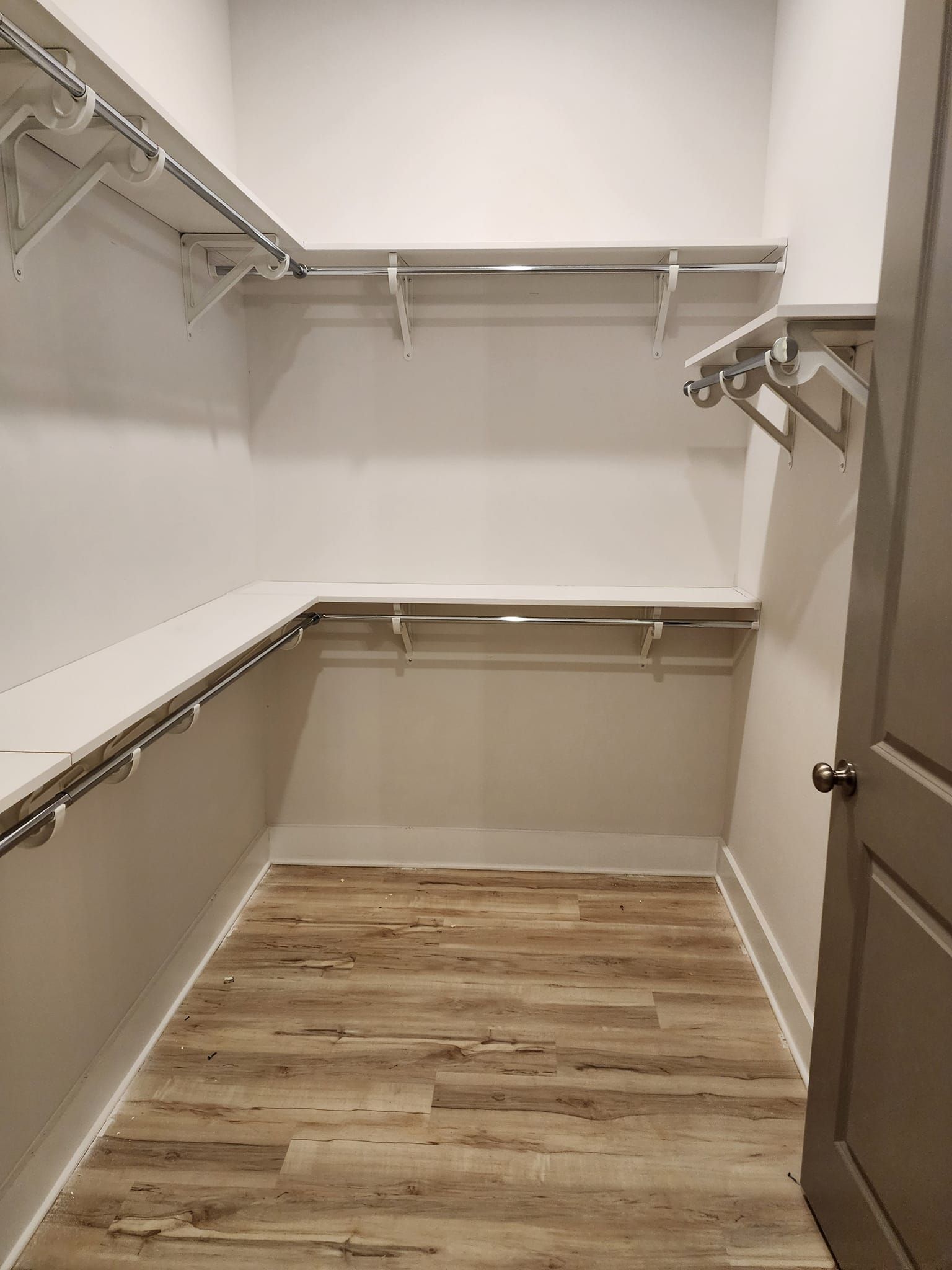 White Big Closet — Madison, AL — Elite Showers and Closets 