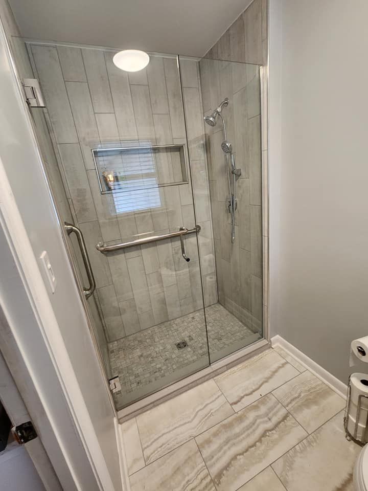 Shower Door — Madison, AL — Elite Showers and Closets  