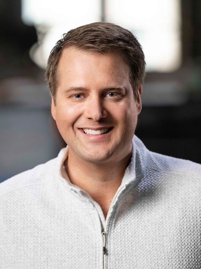 Derek Merrin headshot
