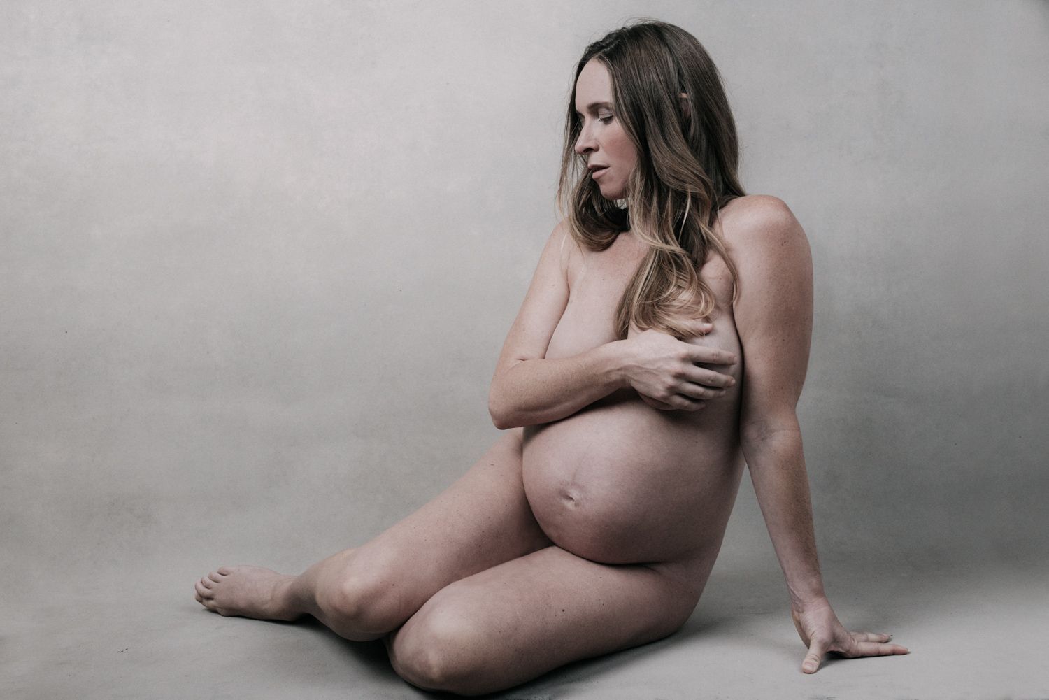 pregnant photo shoot in maternity studio in Asheville