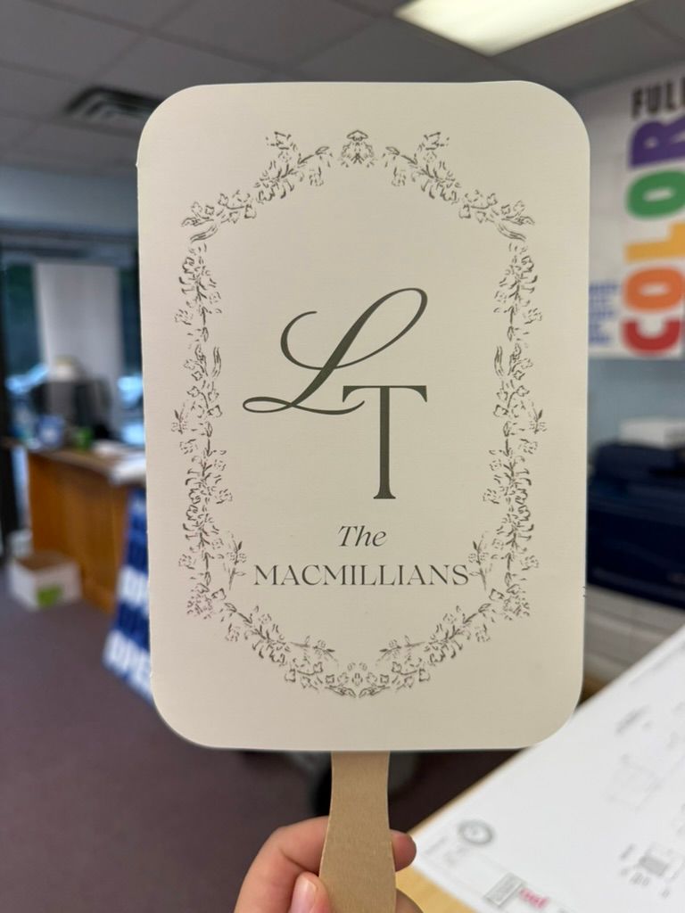 Handheld fan with