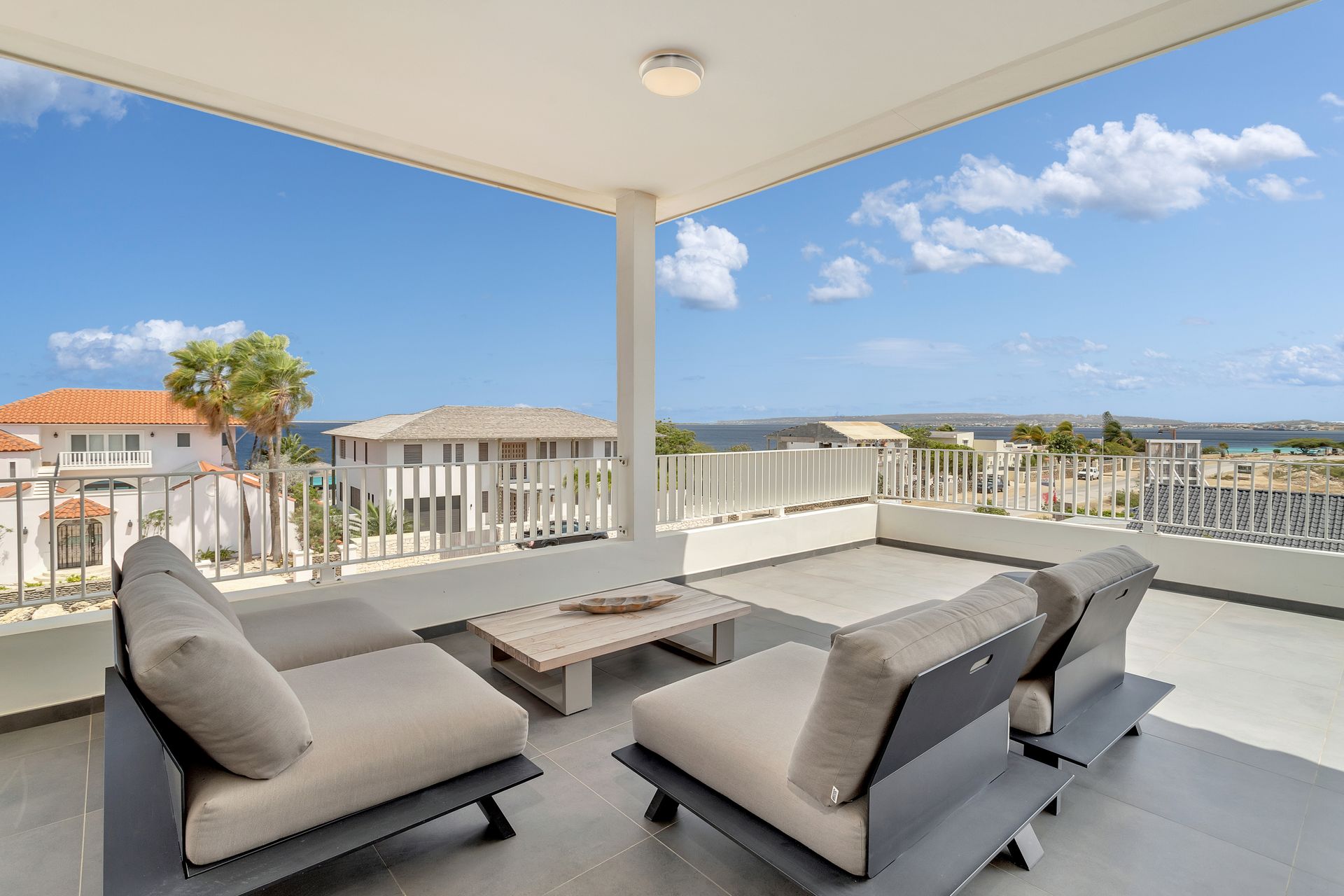 Luxury Living Long Beach - Shoreline Gateway