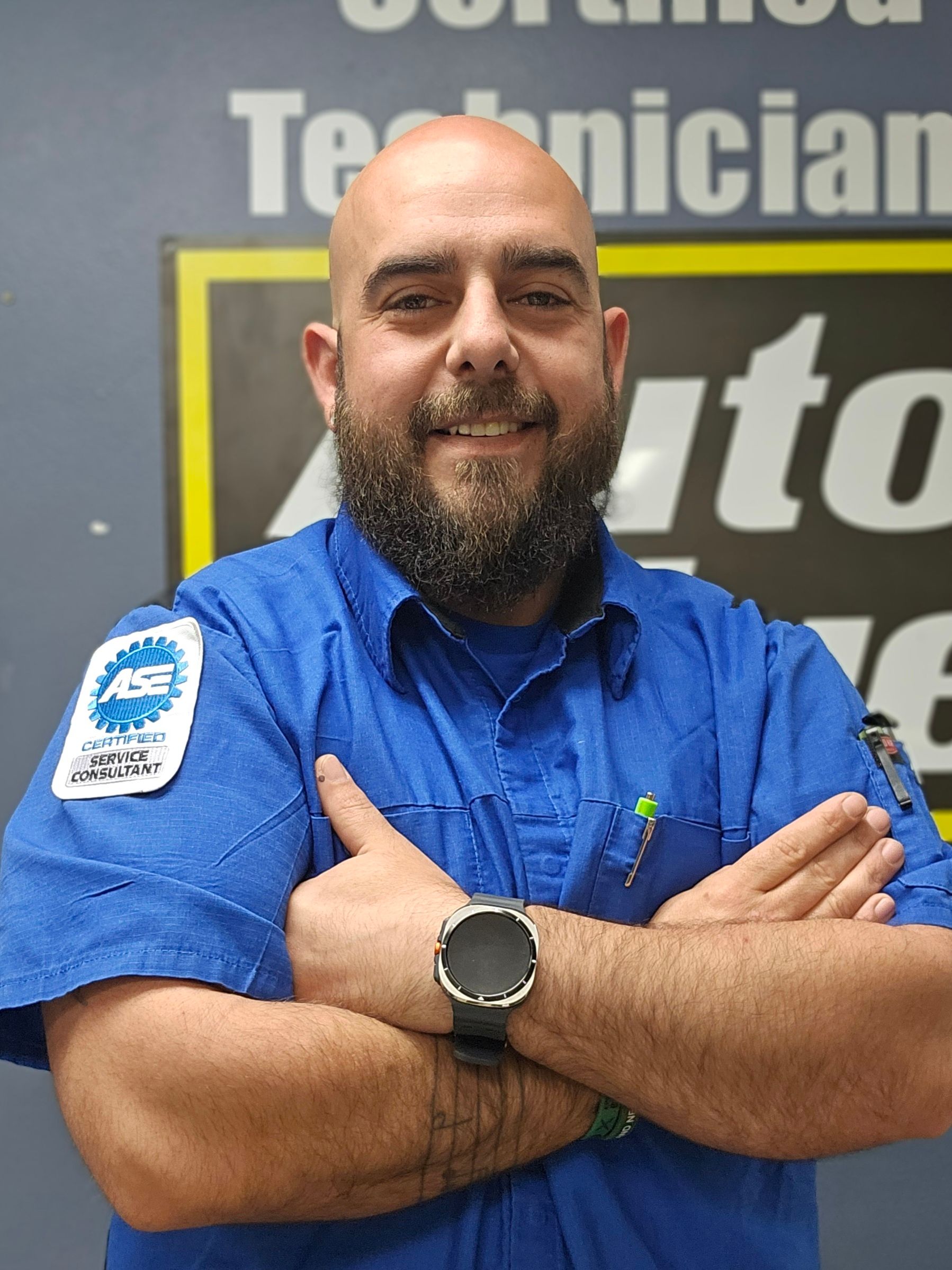 Employee Headshot | Belly Brothers Auto Tech