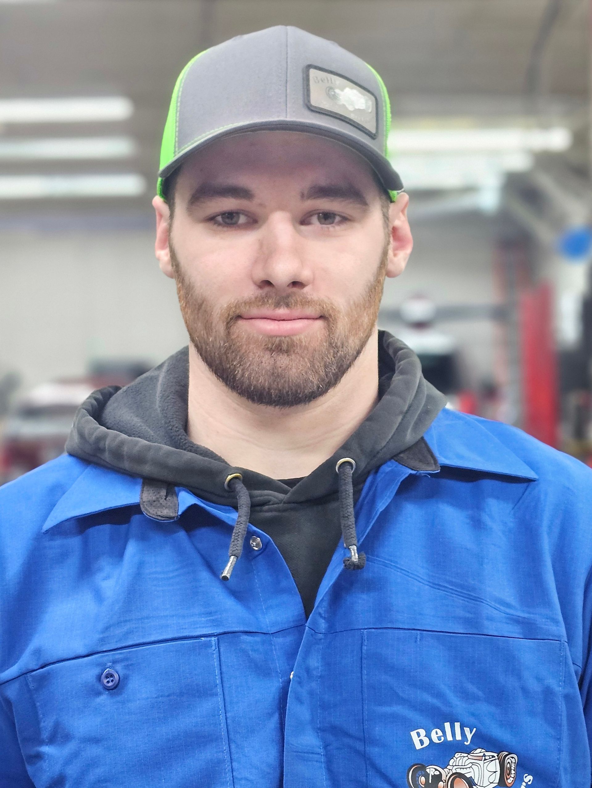 Employee Headshot | Belly Brothers Auto Tech