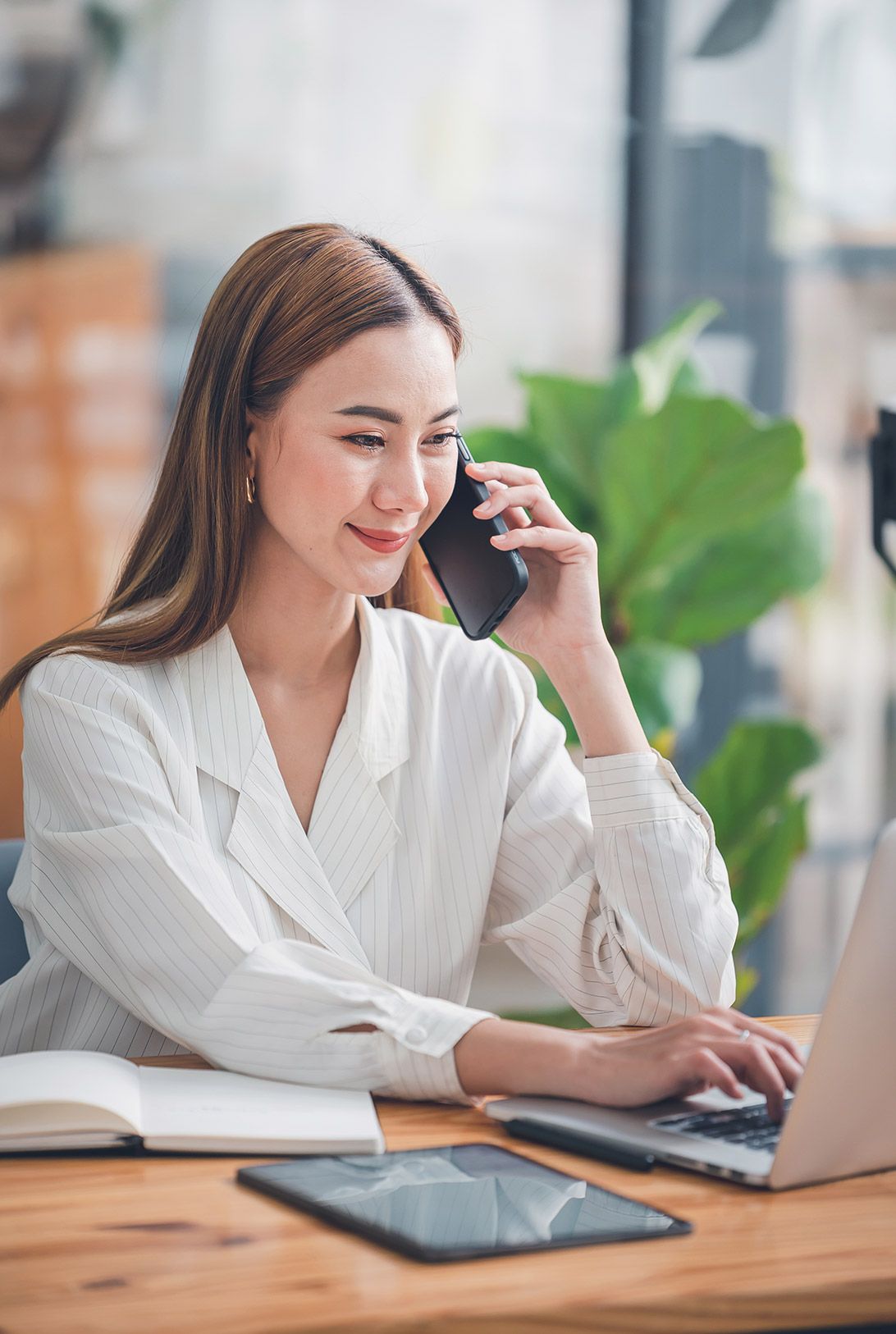 Virtual assistant doing calls