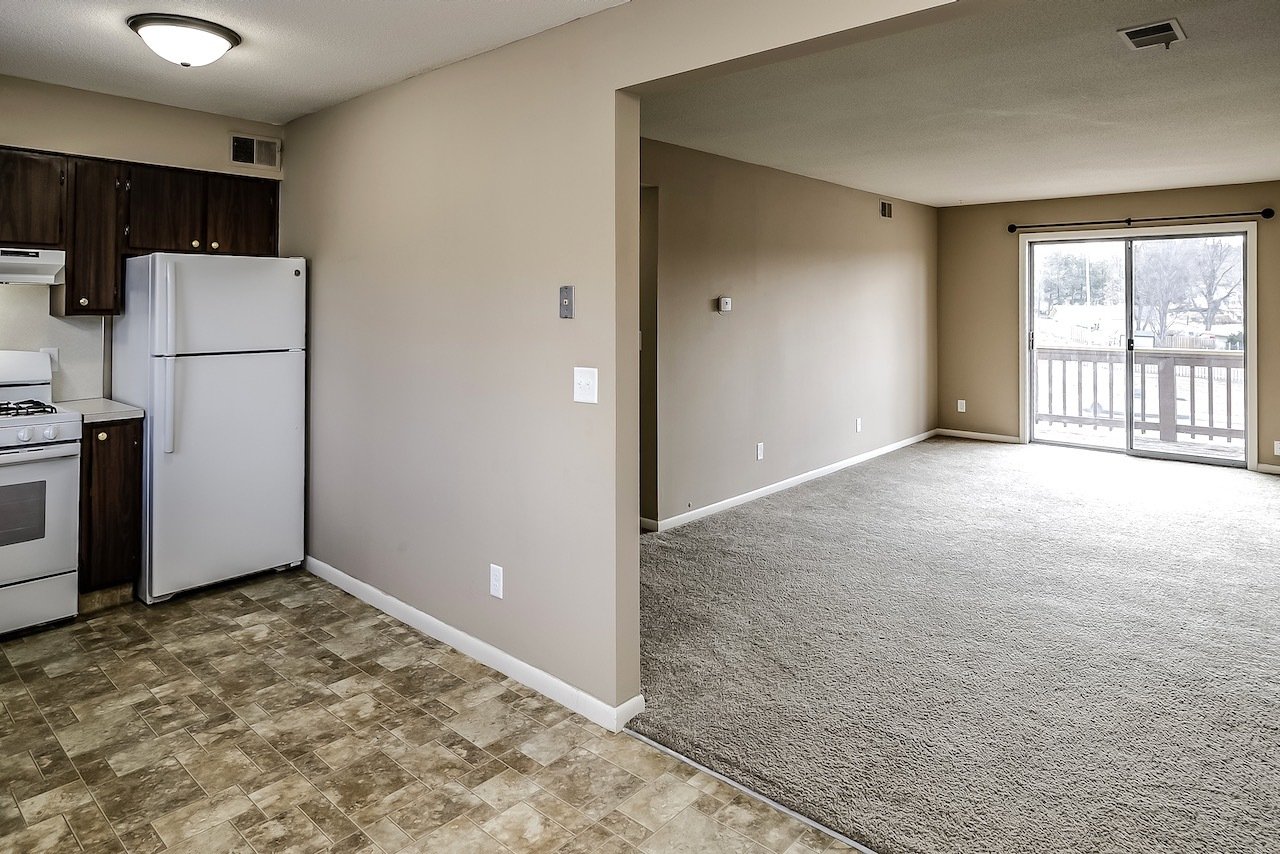 Underwood Property Management Gaslight Village Apartments Bellevue