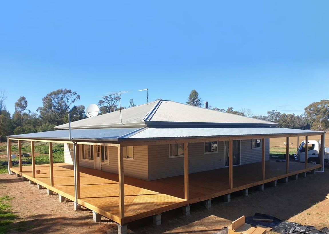 Kitchen Area of House — Edwards & Froud Building Services Pty Ltd in West Tamworth, NSW
