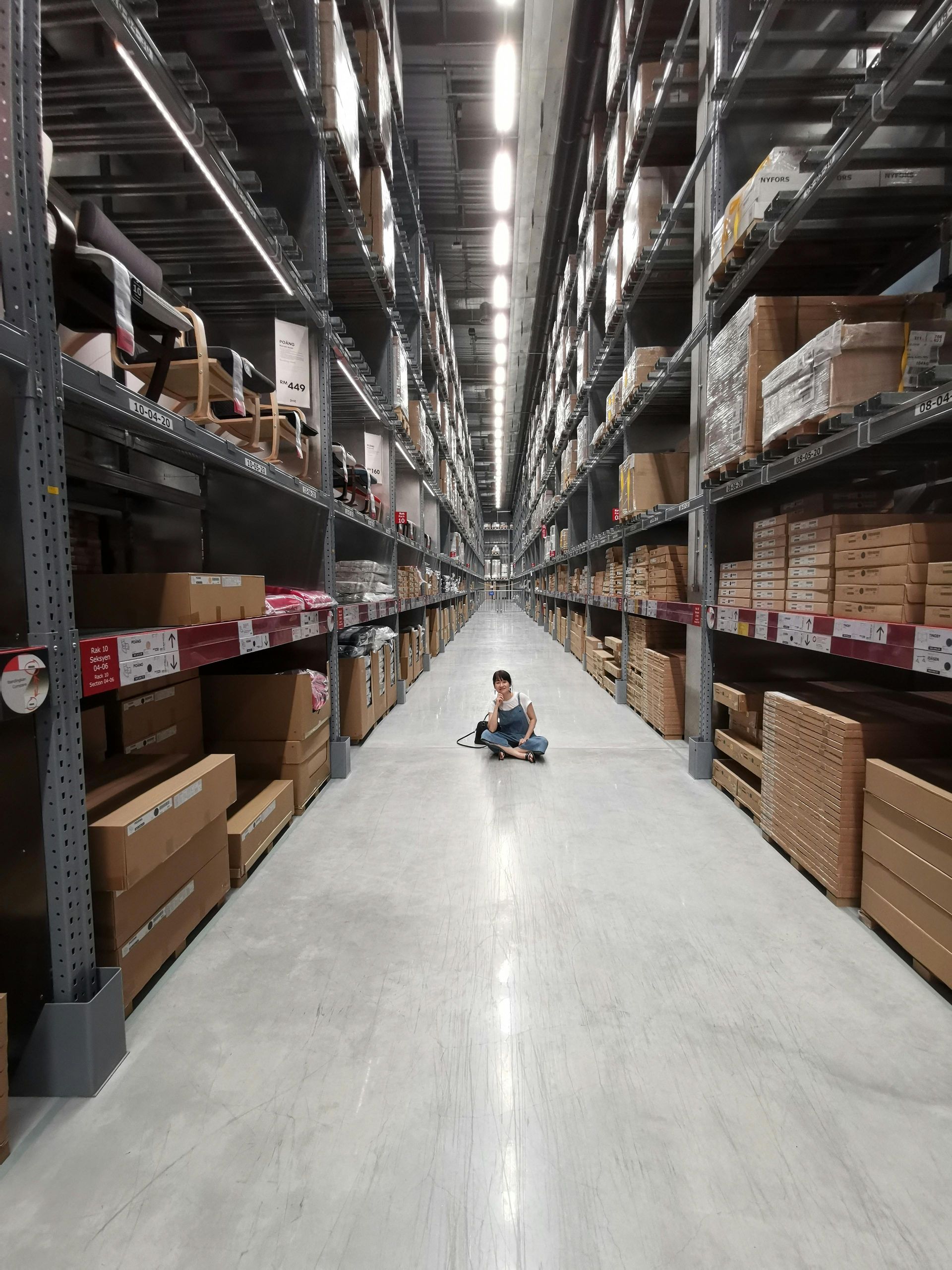 Shipping products from Alibaba supplier in China to Australia