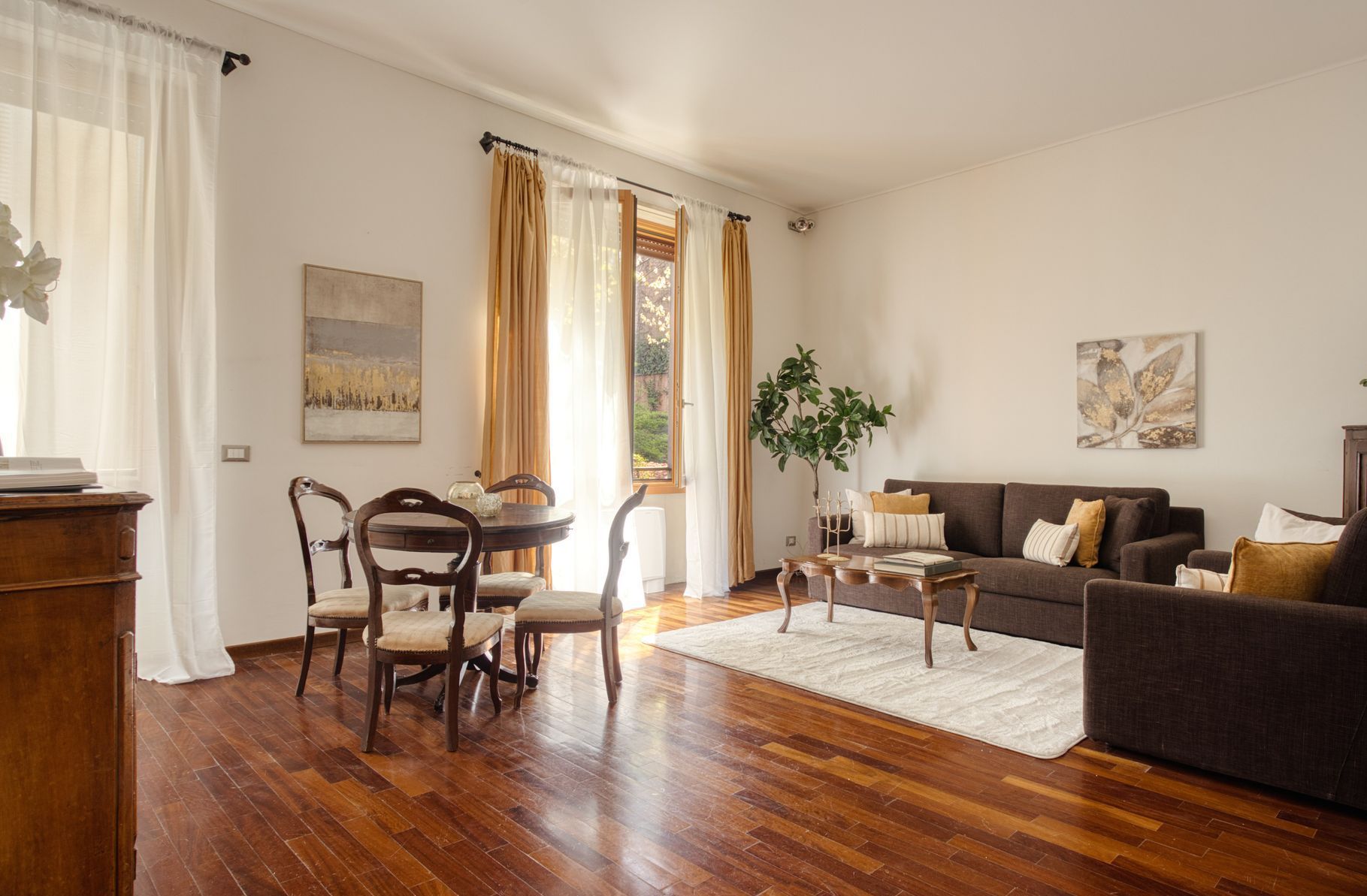 HOME STAGING LIVING ELEGATE DOPO