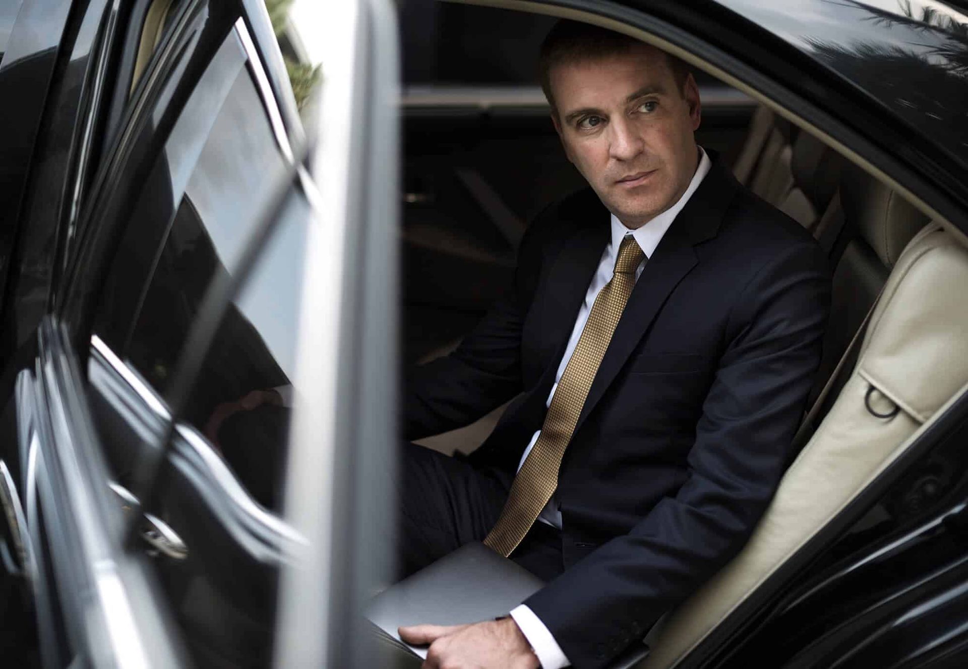 Black Car Chauffeur Service from Portland to Seattle