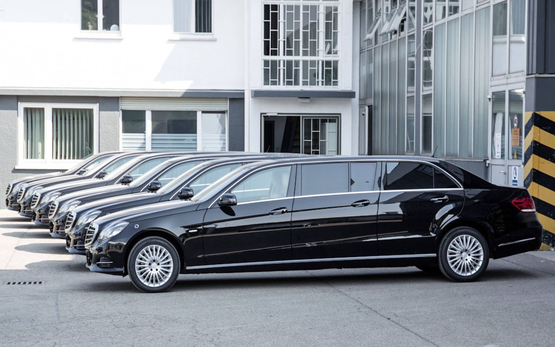 CANNON BEACH PROM LIMOUSINE SERVICE