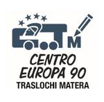 Logo per Centro Europa 90 Traslochi Matera con camion dei traslochi e stelle in blu scuro e nero.