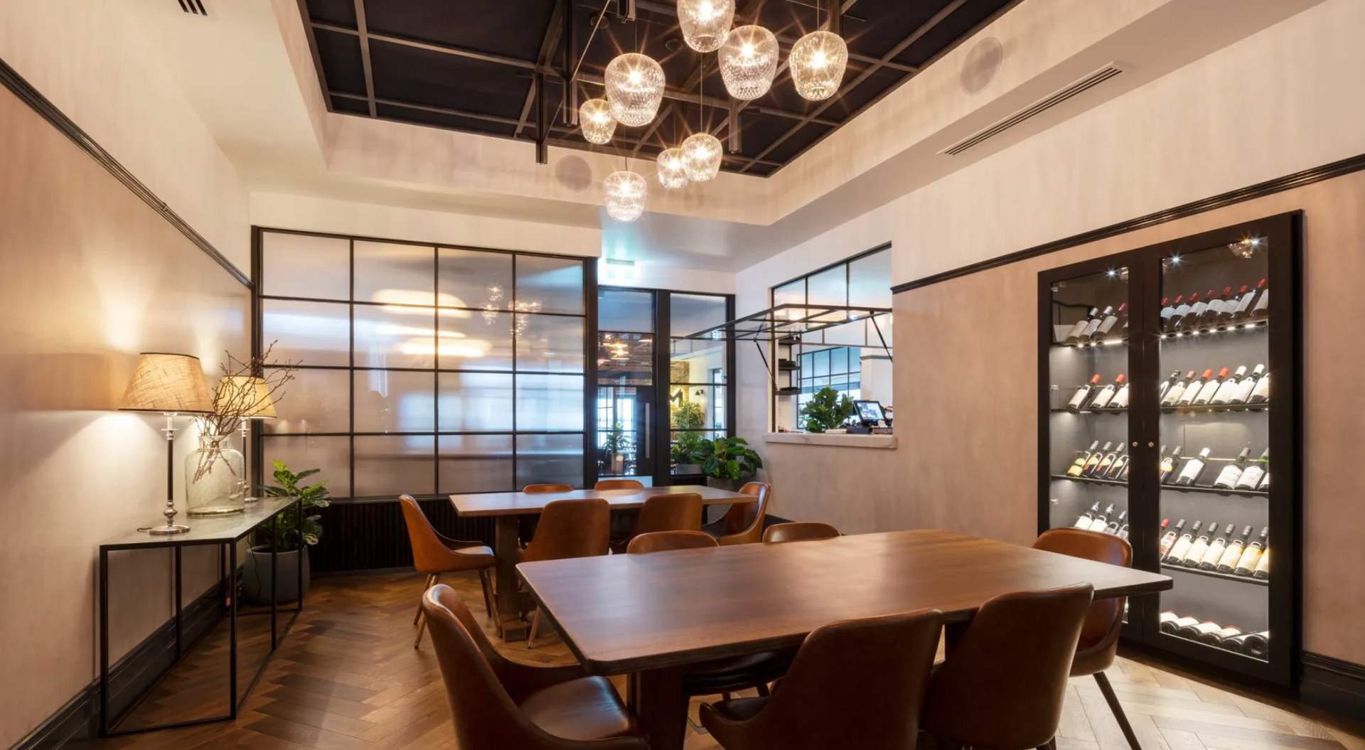 dining room at whitebull hotel armidale showcasing quality commercial paint job.